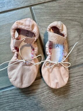 Capezio Light Pink Leather Baby Ballet Shoes